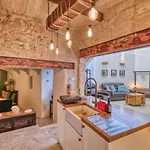 2br - A Of Character In The Village Core Gudja
