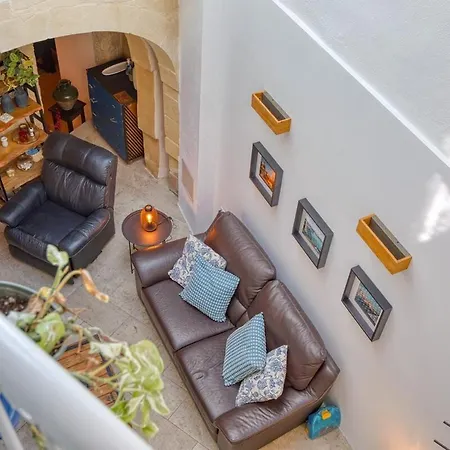 Apartamento 2br - A Of Character In The Village Core *
