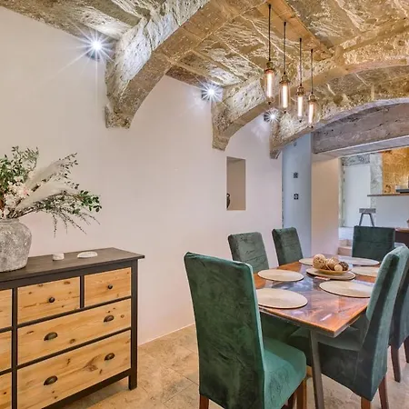 アパート 2br - A Of Character In The Village Core Gudja