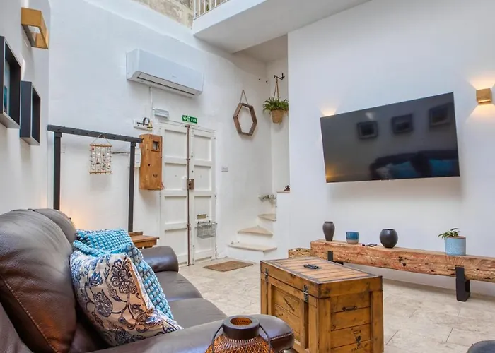 2br - A Of Character In The Village Core Appartamento Gudja