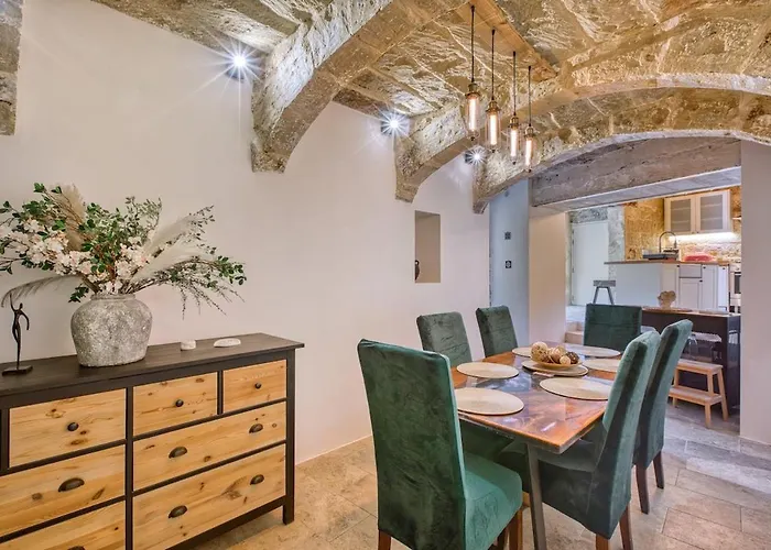Appartamento 2br - A Of Character In The Village Core Gudja