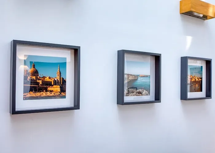 Appartamento 2br - A Of Character In The Village Core